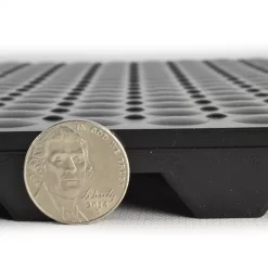 Solid Super Soft Tile - 3/4 Inch Black -Greatmats Shop solid surface goosebump edge.jpg