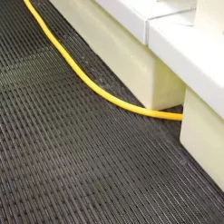 Vynagrip Heavy Duty Industrial Matting Black 4 X 33 Ft Roll -Greatmats Shop vynagrip closeup cord.jpg 1